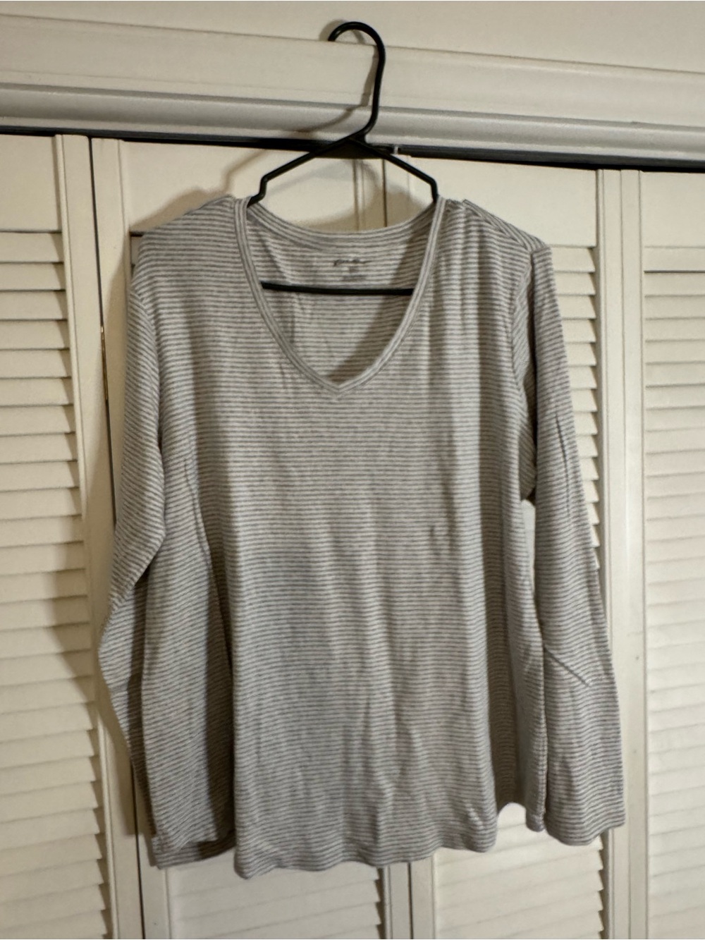 Eddie Bauer Gray & White Striped V-Neck Long Sleeve Top